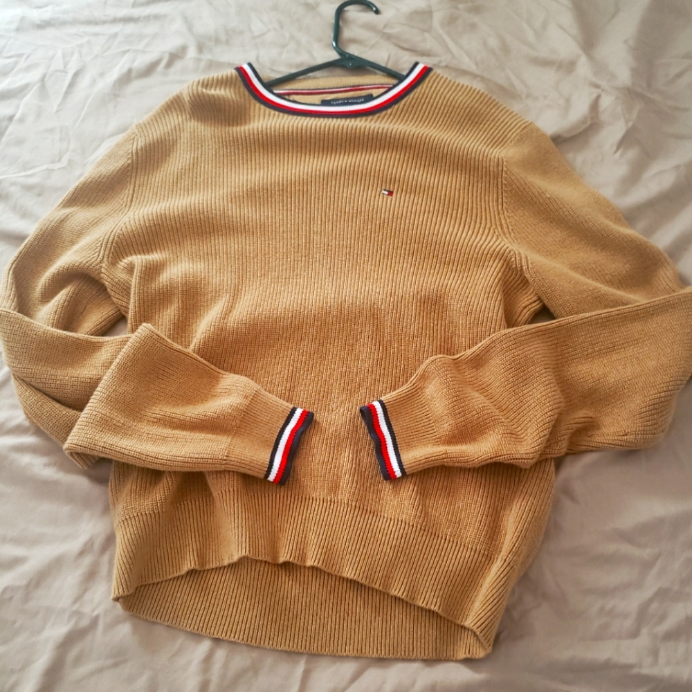 Tommy Hilfiger sweater medium